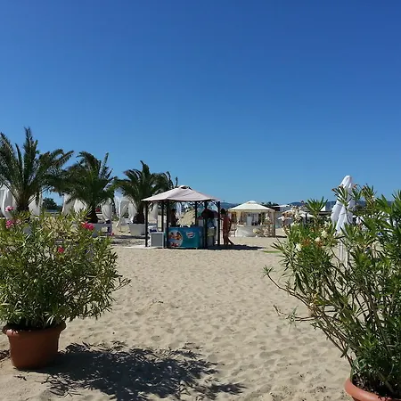 Διαμέρισμα Menada In Karolina Σάνι Μπιτς