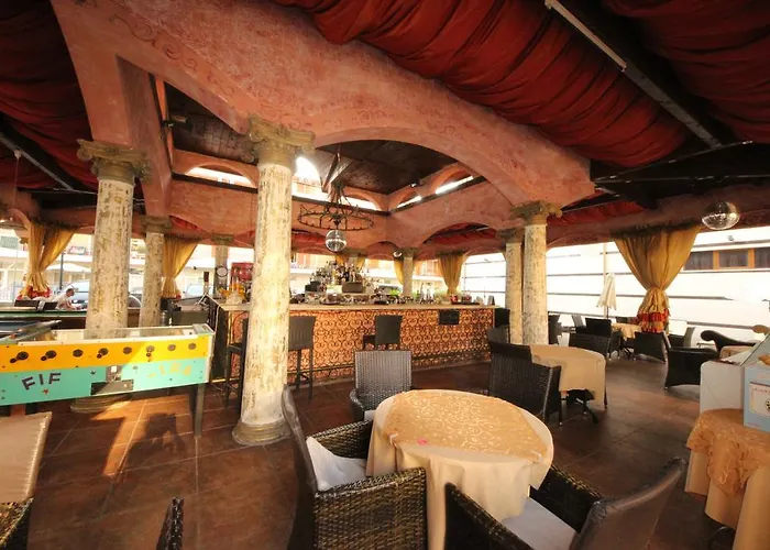 Lägenhet Menada In Karolina Slăntjev Brjag