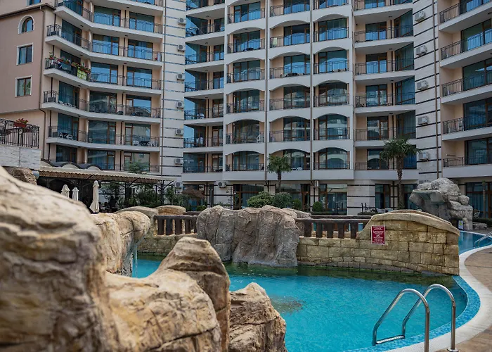 Menada In Karolina Lägenhet *