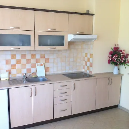 Διαμέρισμα Menada In Karolina *