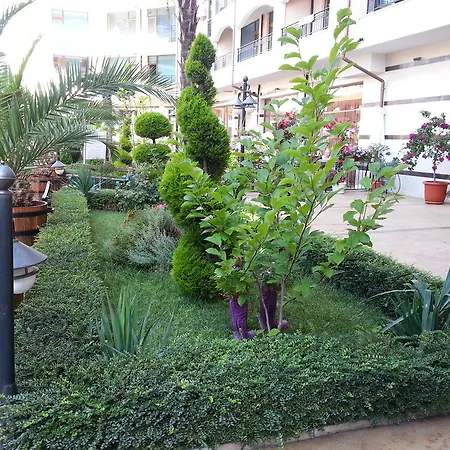 Apartment Menada In Karolina